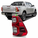 Lanterna Tras. Hilux 21/24 C/Led C/Soq LD